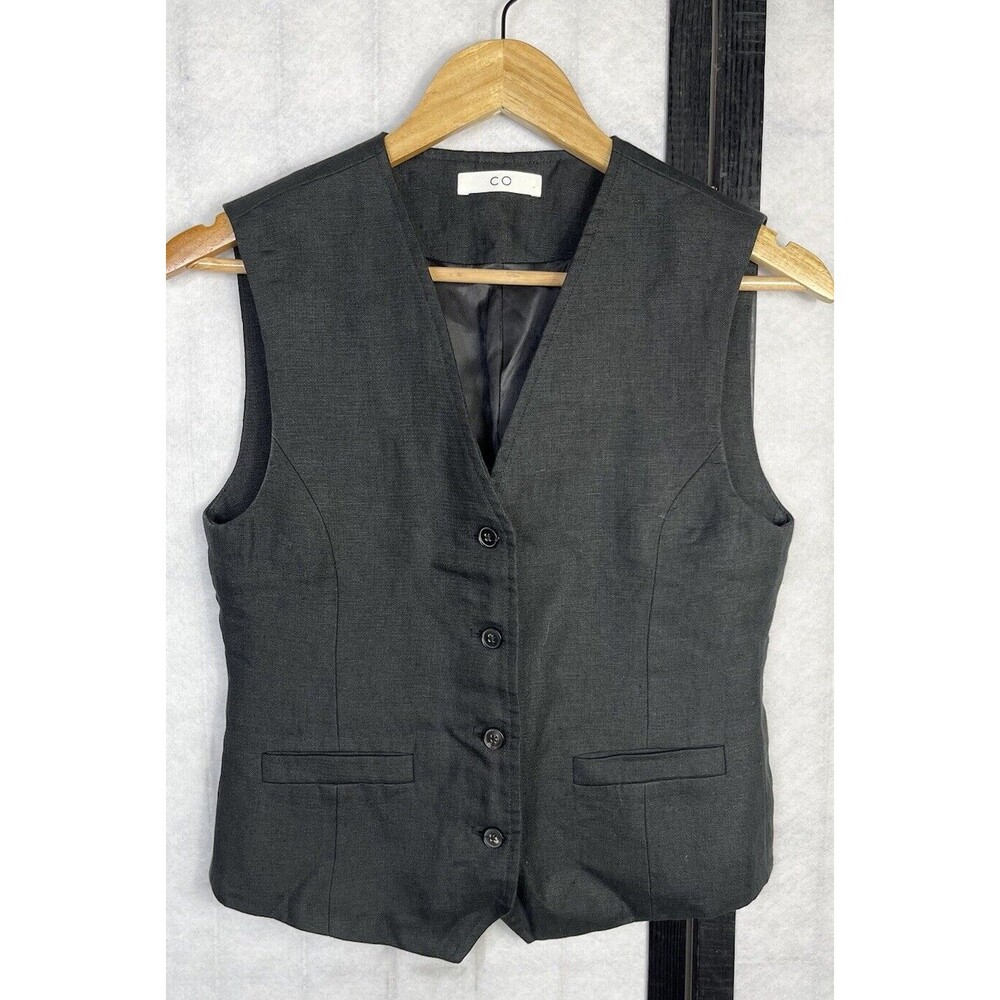 CO  Collection Button Down Linen  VEST. M